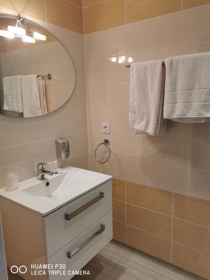 Hotel Des Negociants Lamastre Ngoại thất bức ảnh