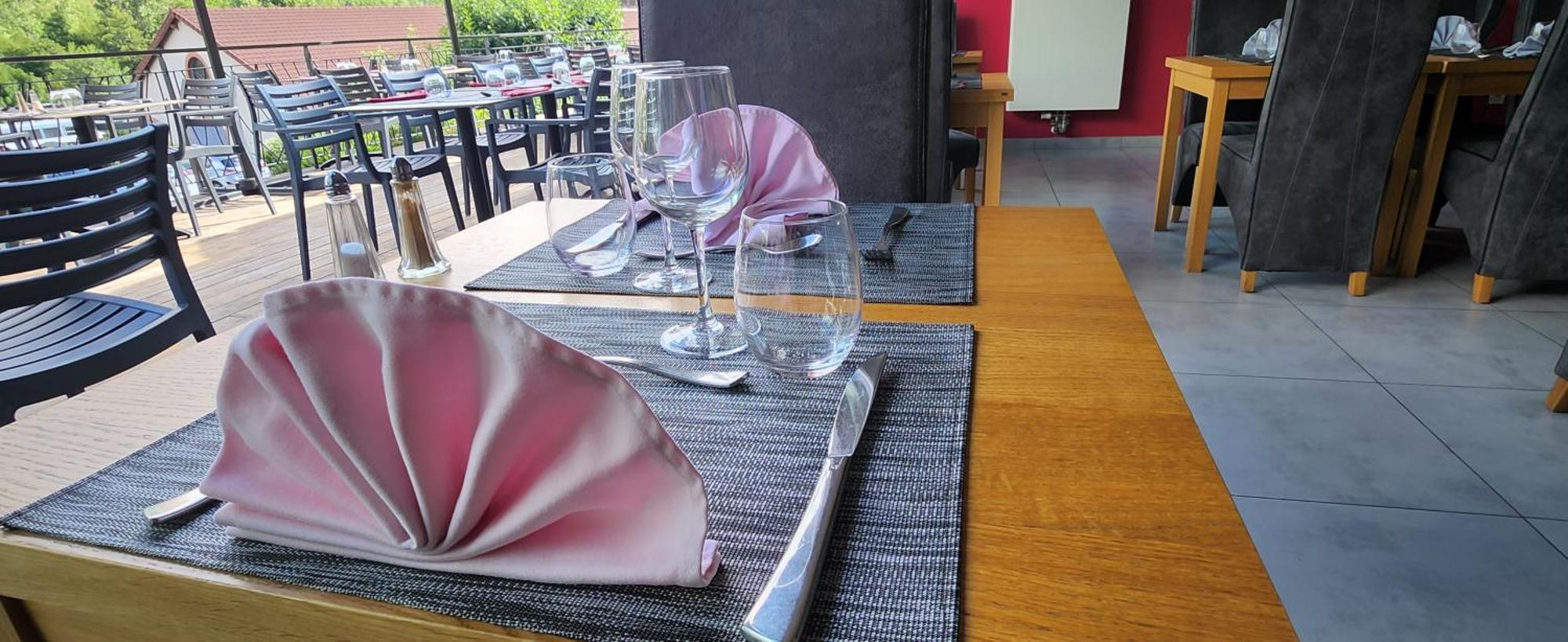 Hotel Des Negociants Lamastre Ngoại thất bức ảnh