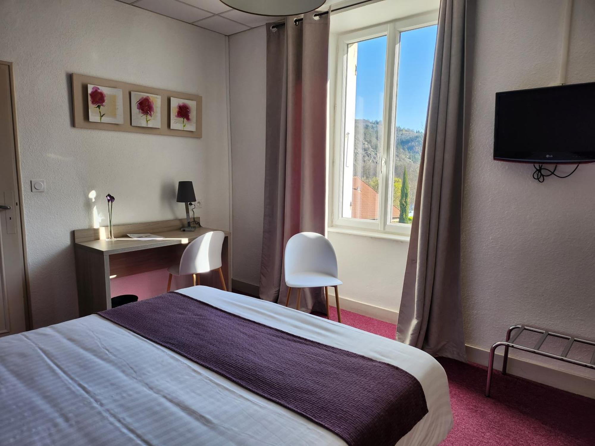 Hotel Des Negociants Lamastre Ngoại thất bức ảnh