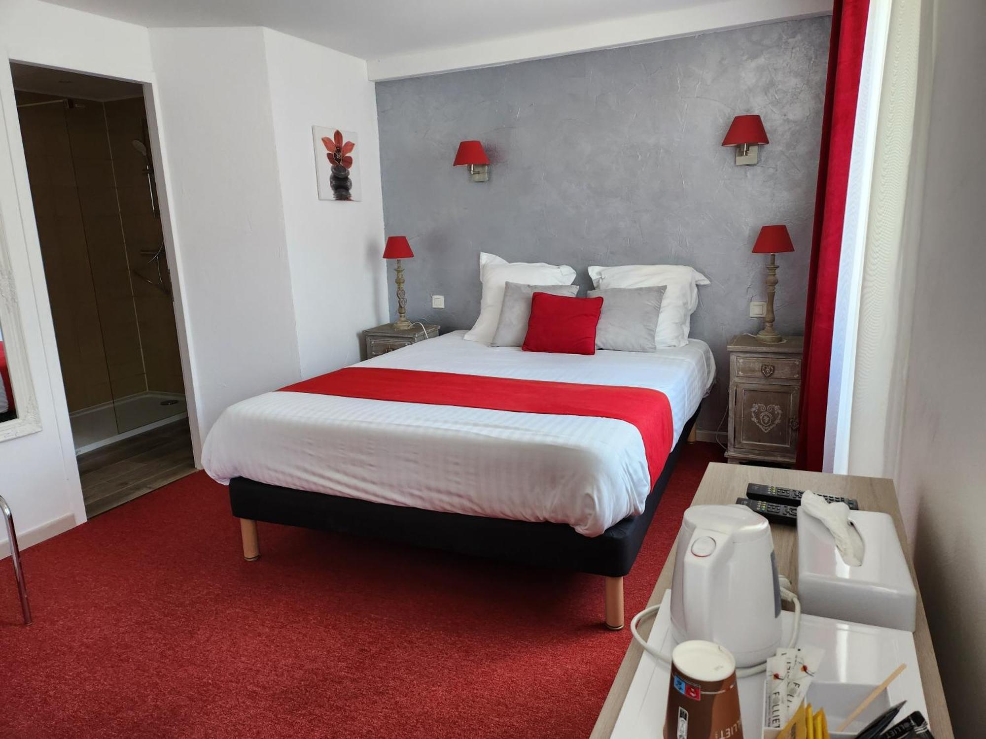 Hotel Des Negociants Lamastre Ngoại thất bức ảnh